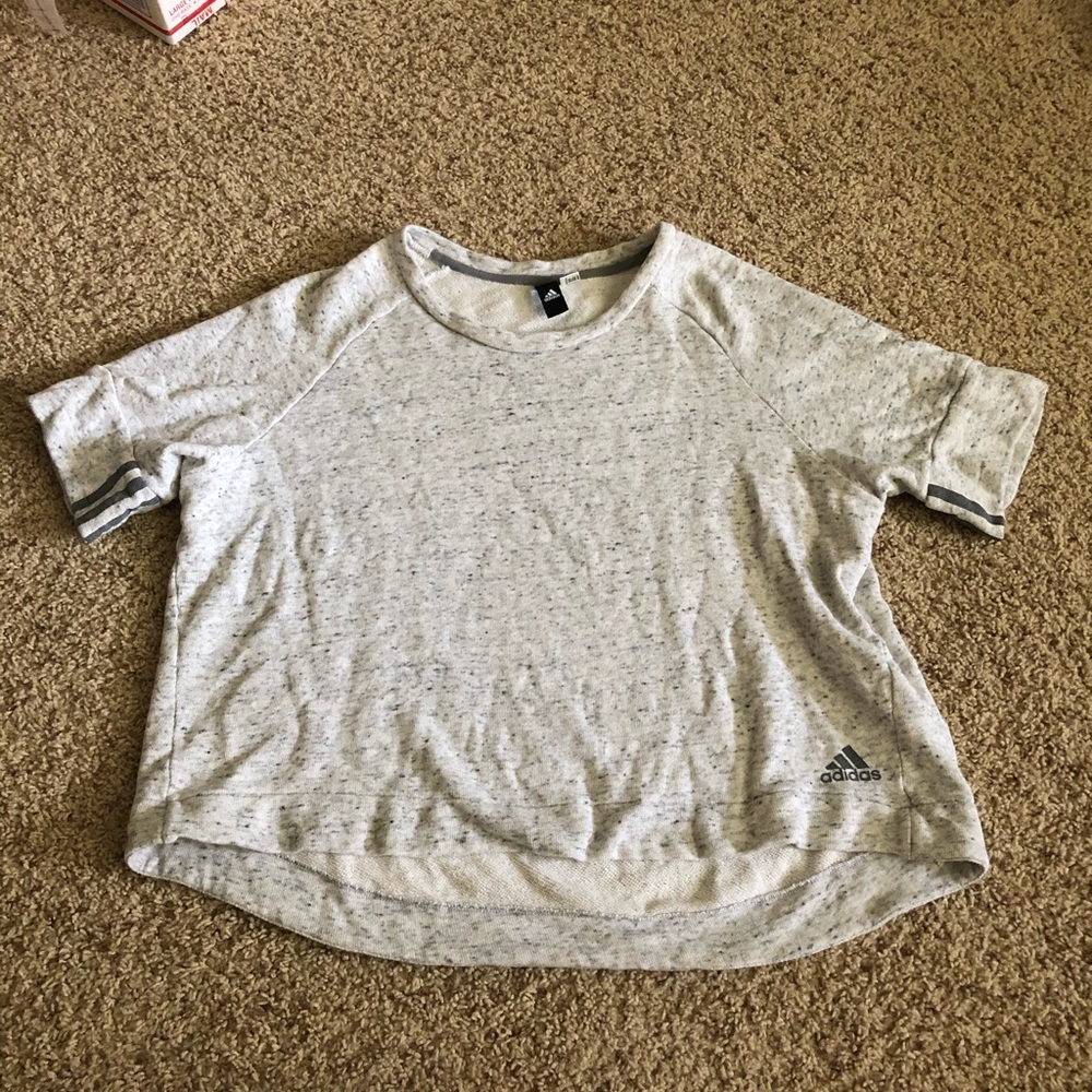 Adidas sweatshirt short sleeve
